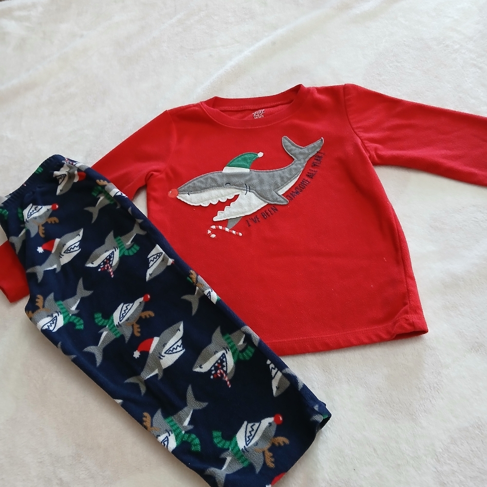 Just One You made by Carter’s Baby Boy Christmas Shark Pajamas 4T